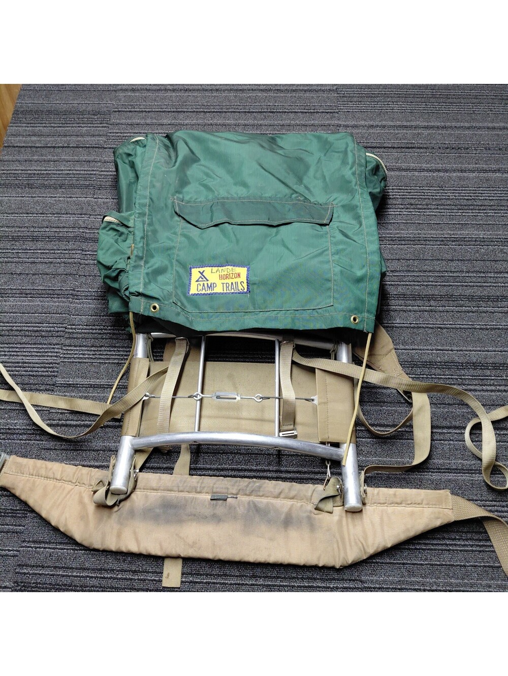 Vintage Camp Trails Medium External Frame Backpack Green Aluminum Hiking Pack